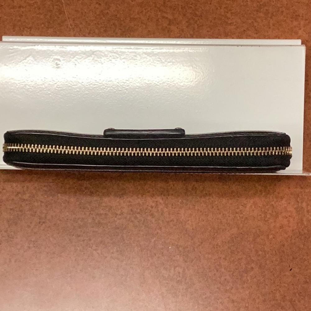 Kate Spade Black Zip-Around Wallet - Picture 4 of 13